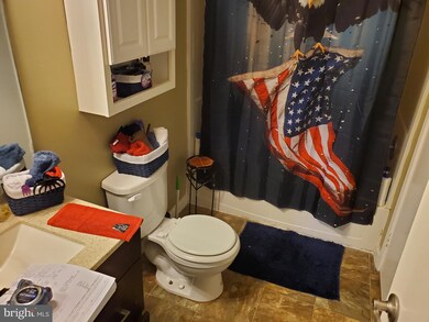 5118 W Woodmill Dr, Wilmington, DE 19808 - photo 6