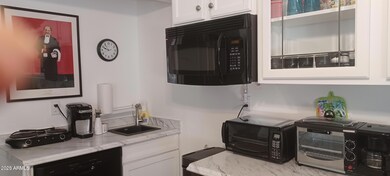 12784 W Desert Mirage Dr unit A, Peoria, AZ 85383 - photo 7