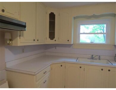 415 Charlton St, Southbridge, MA 01550 - photo 4