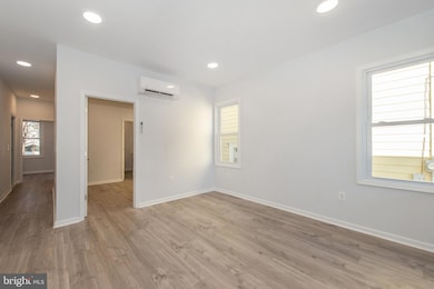 105 Coolidge St unit FIRST FLOOR, Irvington, NJ 07111 - photo 4