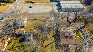 421 N Elm St, Weatherford, TX 76086 - photo 4