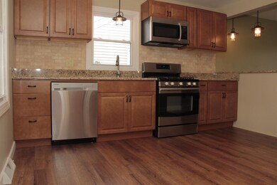 132 N Wright St, Griffith, IN 46319 - photo 2