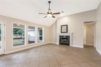 228 Woodcrest Dr, Covington, LA 70433 - photo 2