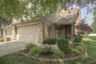 1307 NW Village Dr, Blue Springs, MO 64015 - photo 3