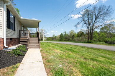 139 Tanner Cir, Shelbyville, TN 37160 - photo 4