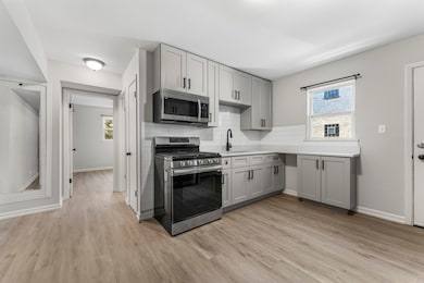 740 E North Broadway St unit B, Lombard, IL 60148 - photo 6