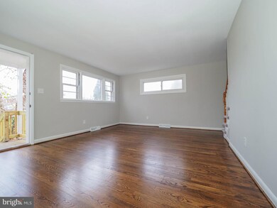 5406 Highridge St, Halethorpe, MD 21227 - photo 7