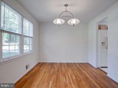 13600 Taylor Cir, Fort Washington, MD 20744 - photo 5