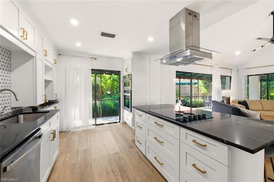 772 Reef Point Cir, Naples, FL 34108 - photo 4