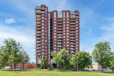 155 West Main Street Unit 1405-2.jpg-SMA