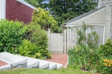 165 Highland St unit 165, Dedham, MA 02026 - photo 3