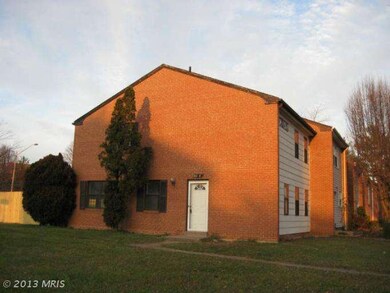 8226 Wycliffe Ct, Manassas, VA 20109 - photo 6