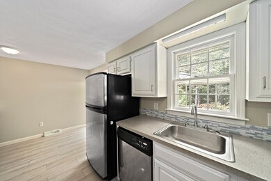 523 Washington St unit C10, Pembroke, MA 02359 - photo 5