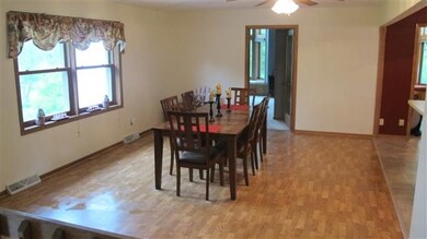 N1921 Hwy 69, Clarno, WI 53566 - photo 5