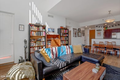 17 W Vernon Ave unit 621, Phoenix, AZ 85003 - photo 5