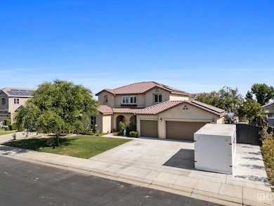 16009 La Strada Ct, Bakersfield, CA 93314 - photo 3