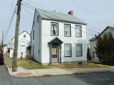 151 Madison St, Freemansburg, PA 18017 - photo 2