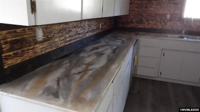 547 SW Monroe St, Sheridan, OR 97378 - photo 6