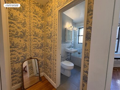 330 E 70th St unit 5G, New York, NY 10021 - photo 6