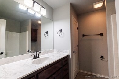 7502 E Jackson Place, Broken Arrow, OK 74014 - photo 5