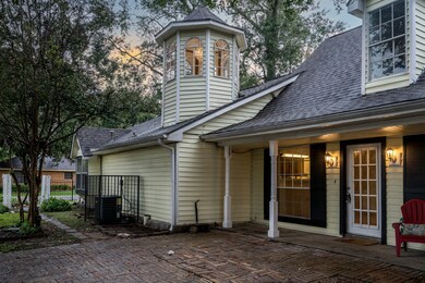 200 Fannin St, Tomball, TX 77375 - photo 2