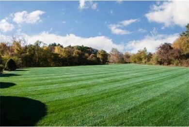 147 Oxbow Rd, Needham, MA 02492 - photo 2