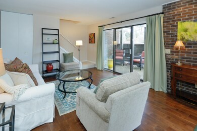 3822 Greenleaf Circle-103