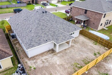 2109 Water Willow Dr, Weslaco, TX 78596 - photo 3
