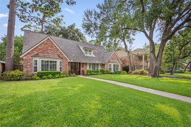 13411 Barryknoll Ln, Houston, TX 77079 - photo 2