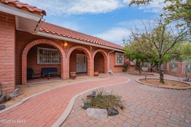 Beautiful Front Entrance In Tucson