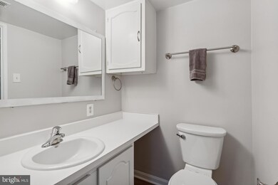 The Pines of Leisure World unit 1125, Silver Spring, MD 20906 - photo 7