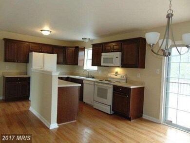 39 Macintosh Ct, Middle River, MD 21220 - photo 5