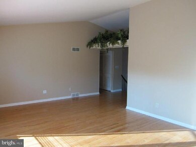 7 Malvern Ct, Wilmington, DE 19810 - photo 2