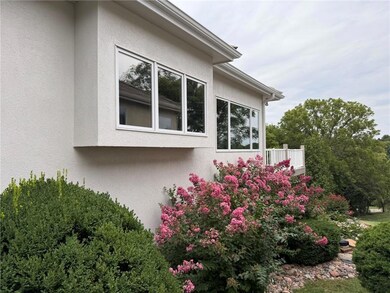 1564 Fountain Dr, Lawrence, KS 66047 - photo 5