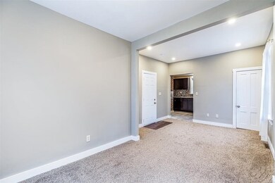 491 Plymouth St unit 1, Whitman, MA 02382 - photo 4