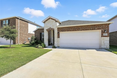 5605 Apple Grove Way, Fort Worth, TX 76123 - photo 3