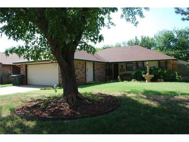 1204 Lapwing Rd, Edmond, OK 73003 - photo 2