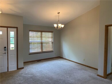 9886 Commonwealth Dr, Fishers, IN 46038 - photo 6