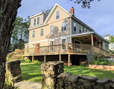 41 Summit Rd east side steps and house