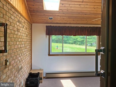 4837 Bushey Rd, Sykesville, MD 21784 - photo 7