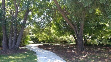 636 Appeldoorn Cir unit 636, Asheville, NC 28803 - photo 3