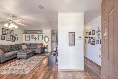 120 W Cherry, Sperry, Ok 74073