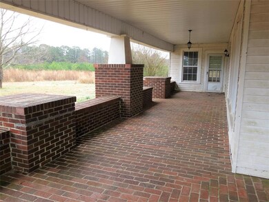 Side porch