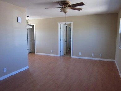 563 Woodward Ave, El Centro, CA 92243 - photo 4