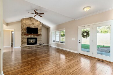 163 Robinson Hill Ln, Cookeville, TN 38506 - photo 2