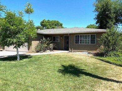 5863 E Saginaw Way, Fresno, CA 93727 - photo 2