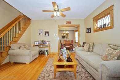 121 Barclay Ave, Staten Island, NY 10312 - photo 6