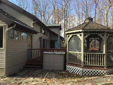 200 Surrey Dr, Hawley, PA 18428 - photo 6