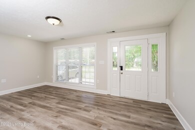 004-photo-living-room-11411612