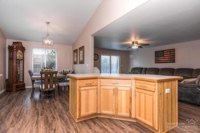 1234 NW 20th St, Redmond, OR 97756 - photo 6